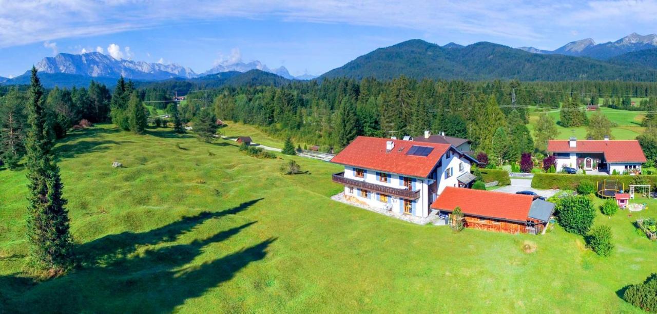 Ferienwohnungen Arnika Krun Exterior photo